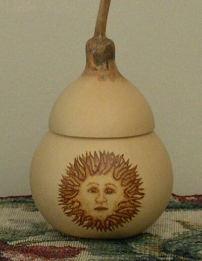 Suin Gourd